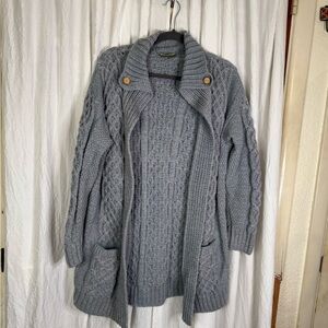 Carraigdonn 100% Merino Blue Heathered Cable Open Cardigan